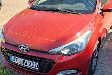 Hyundai i20 24.700 km 7.800 &euro; Mölln 23879