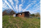 2 Blockbohlenhäuser mit ca. 1.000 m² Eigenland und traumhaftem Ausblick zum günstigen Preis! - Zweifamilienhaus Zarpen | Angebot:26006779