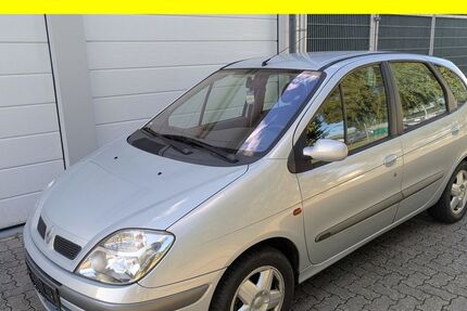 Renault Scenic 194.774 km 1.300 &euro; Lübeck 23556