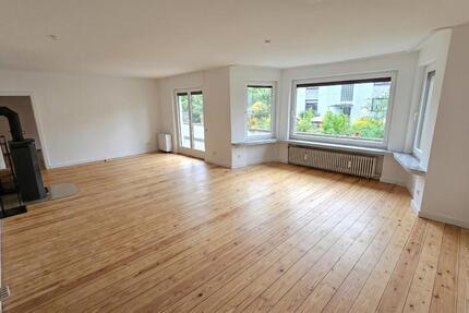 Haus Mölln - 3 Zimmer, 100 m&sup2;, 1.450&euro; | Angebot:26518304