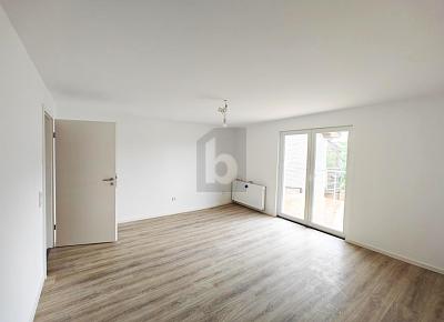 IHRE BESSERE HÄLFTE MIT 2 WOHNEINHEITEN - Doppelhaushälfte Steinburg | Angebot:27269569