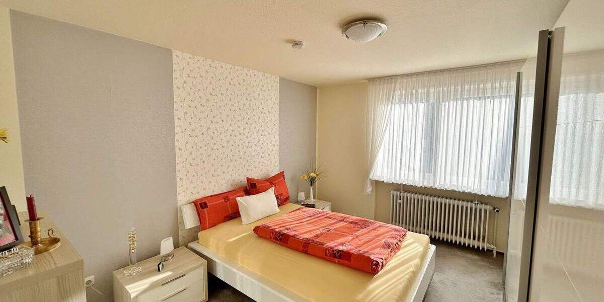 Gepflegtes Einfamilienhaus auf schönem Grundstück mit unverbaubarem Blick - Lübeck St. Jürgen 3 zimmer