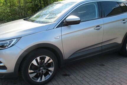 Opel Grandland (X) 70.268 km 15.900 &euro; Lübeck 23566