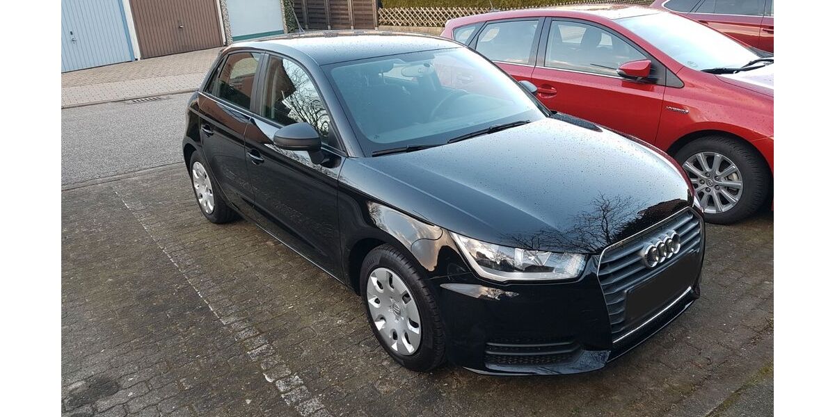 Audi A1 112.000 km 8.900 &euro; Bad Oldesloe 23843