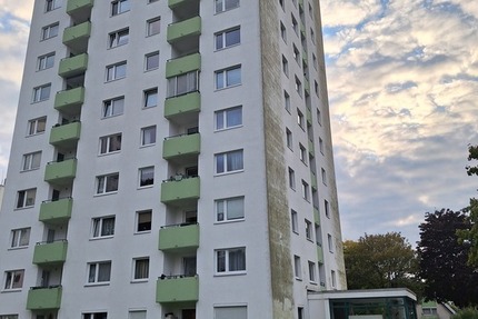 Gemütliche Wohnung in der 4. Etage; 23560 HL- Moisling 3 zimmer