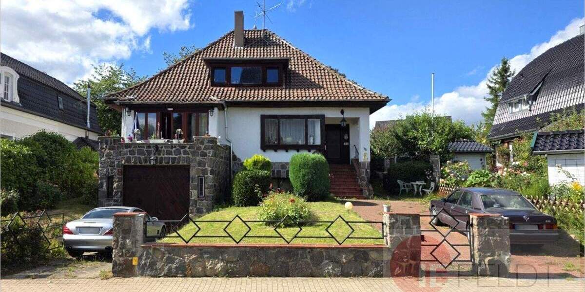 Mehrfamilienhaus, Wohnhaus Reinfeld (Holstein) - 6 Zimmer, 180 m&sup2;, 169.900&euro; | Angebot:25696065