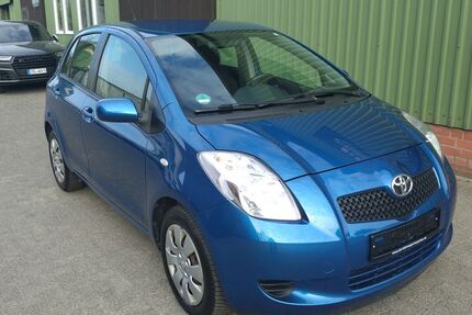 Toyota Yaris 90.168 km 3.499 &euro; Elmenhorst 23869
