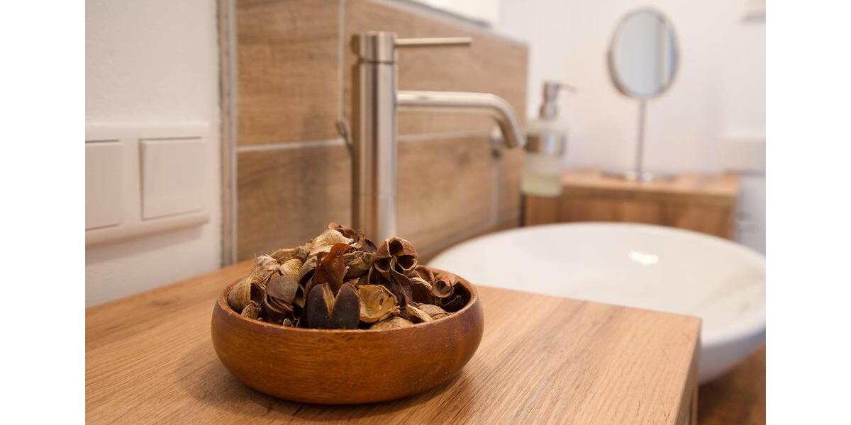 Erdgeschoßwohnung Bad Segeberg - 3 Zimmer, 100 m&sup2;, 1.650&euro; | Angebot:26221460