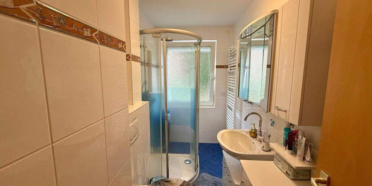 Etagenwohnung Lübeck St. Lorenz Nord - 3 Zimmer, 63 m&sup2;, 214.000&euro; | Angebot:25815433