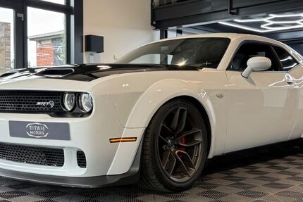 Dodge Challenger 25.750 km 74.900 &euro; Borstorf 23881