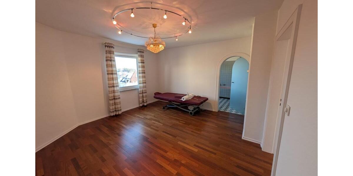 Reihenhaus Ratzeburg - 10 Zimmer, 582 m&sup2;, 3.500&euro; | Angebot:24551388