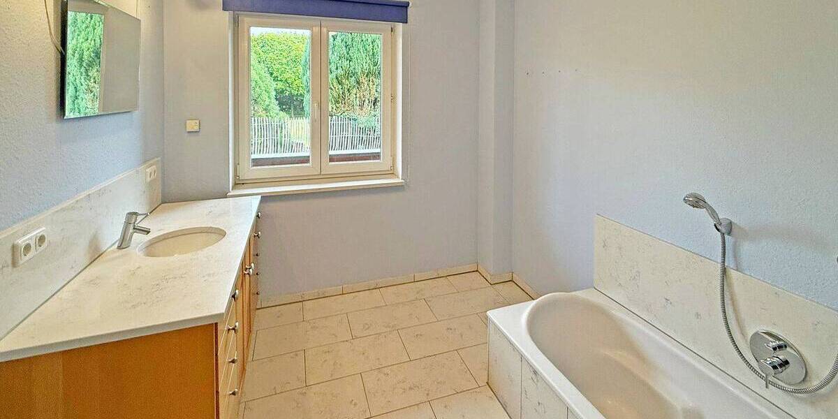 schönes Einfamilienhaus in Feldrandlage im OT RotenhahnHögersdorf 4 zimmer