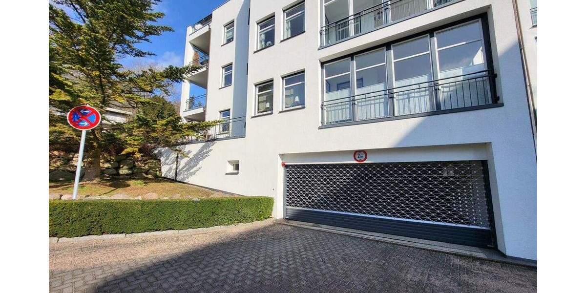 Etagenwohnung Bad Schwartau - 3 Zimmer, 109 m&sup2;, 1.630&euro; | Angebot:25601899