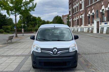 Renault Kangoo 180.000 km 7.299 &euro; Ahrensbök 23623