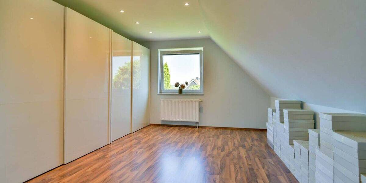 Einfamilienhaus Groß Sarau - 6 Zimmer, 200 m&sup2;, 788.000&euro; | Angebot:26835521