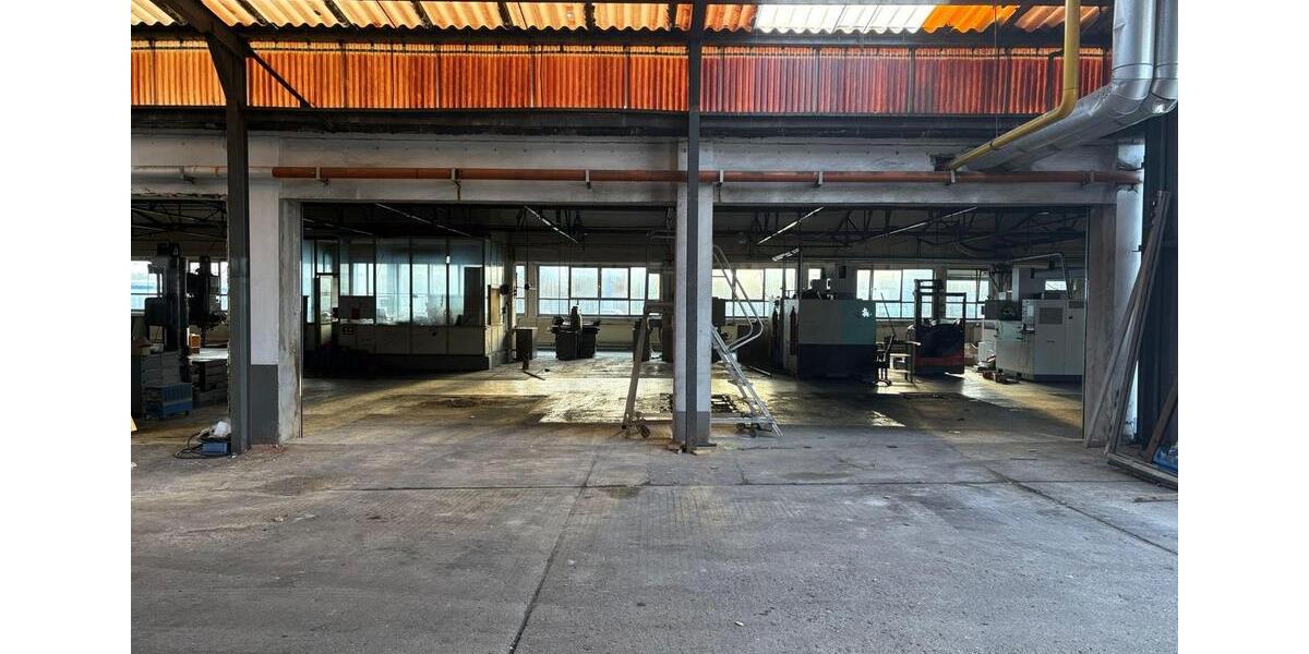 Großzügige Büro- oder Seminarfläche flexibel nutzbar optional zzgl. Logistikhalle zimmer