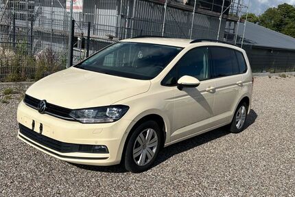VW Touran 436.000 km 7.999 &euro; Ratzeburg bei Hamburg 23909