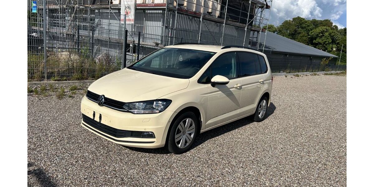 VW Touran 436.000 km 7.999 &euro; Ratzeburg bei Hamburg 23909