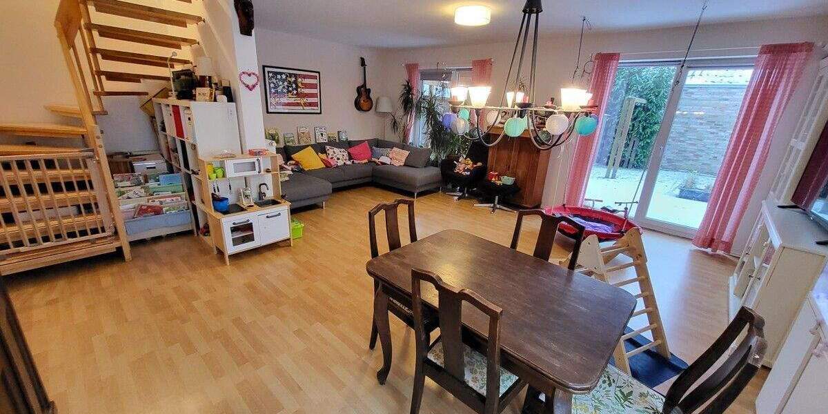 Doppelhaushälfte Lübeck St. Jürgen - 4 Zimmer, 111 m&sup2;, 1.400&euro; | Angebot:24777169