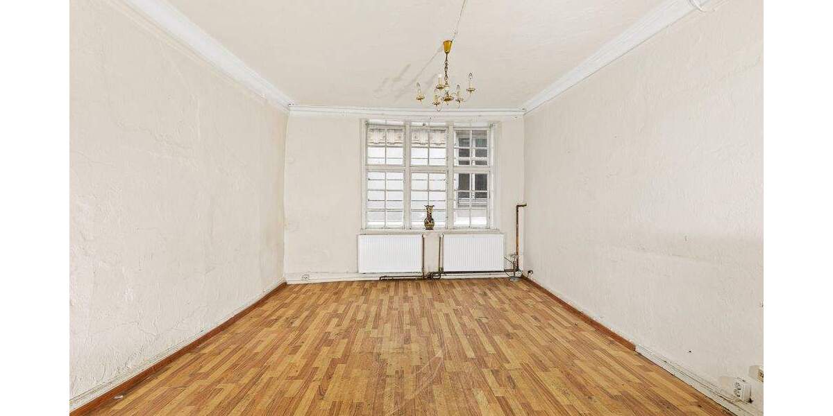 Mehrfamilienhaus, Wohnhaus Lübeck / Innenstadt Innenstadt - 8 Zimmer, 200 m&sup2;, 498.000&euro; | Angebot:25770316
