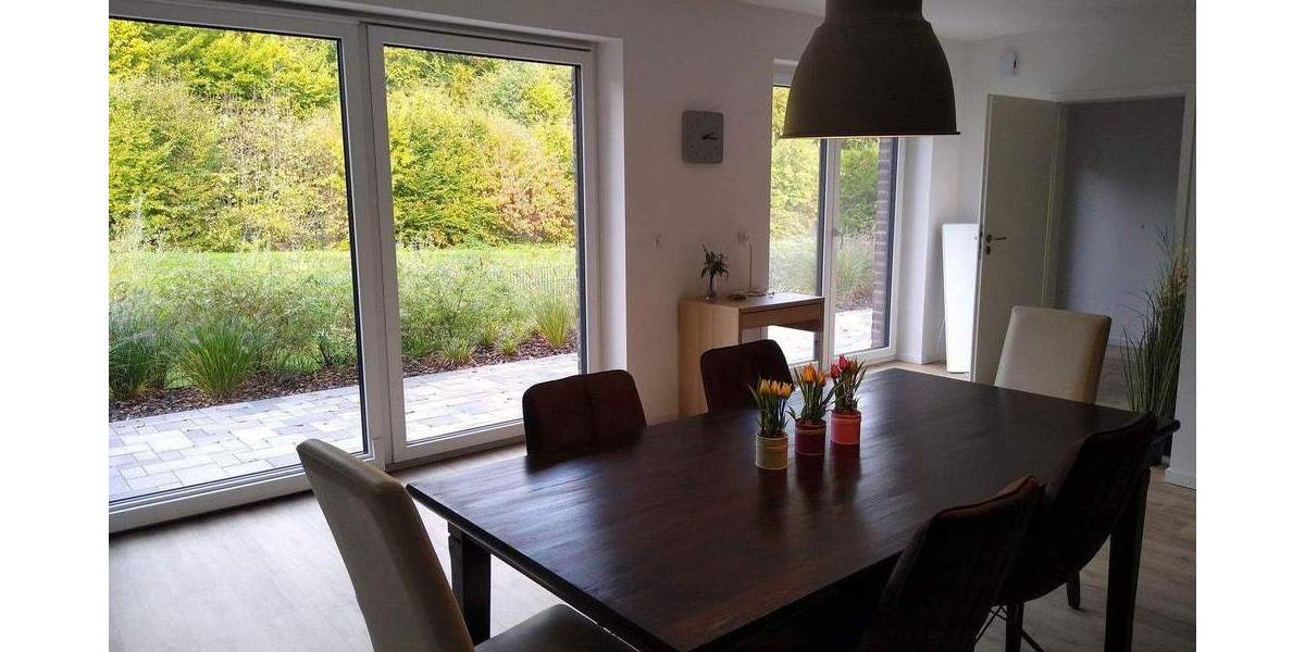 Etagenwohnung Scharbeutz - 3 Zimmer, 90 m&sup2;, 1.350&euro; | Angebot:25968533