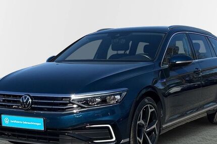 VW Passat Variant 64.115 km 25.590 &euro; Groß Grönau 23627