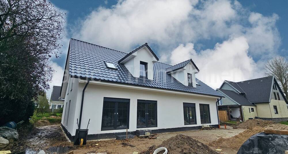 Doppelhaushälfte Mönkhagen Langniendorf - 4 Zimmer, 124 m&sup2;, 399.000&euro; | Angebot:25771079
