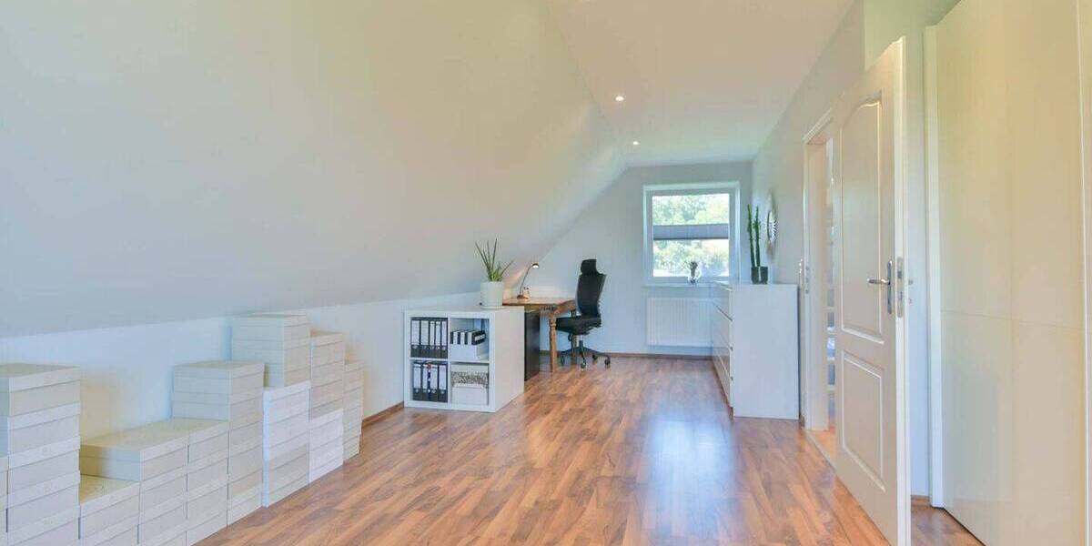 Einfamilienhaus Groß Sarau - 6 Zimmer, 200 m&sup2;, 788.000&euro; | Angebot:26835521