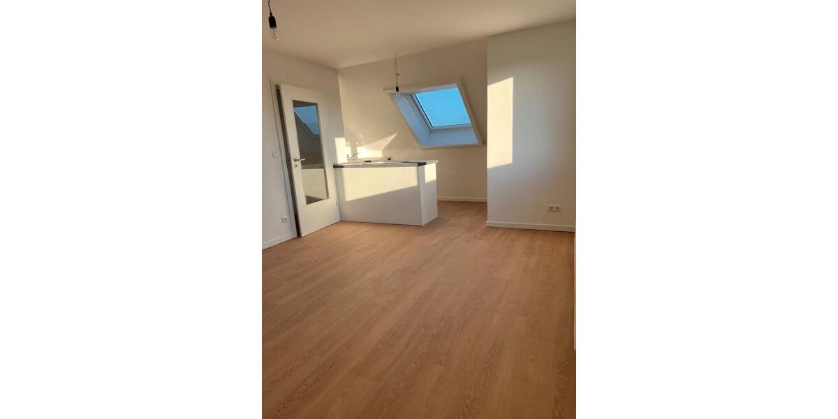 Dachgeschoßwohnung Bad Segeberg - 2 Zimmer, 40 m&sup2;, 750&euro; | Angebot:25322184