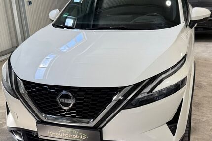 Nissan Qashqai 32.500 km 24.799 &euro; Bad Segeberg 23795