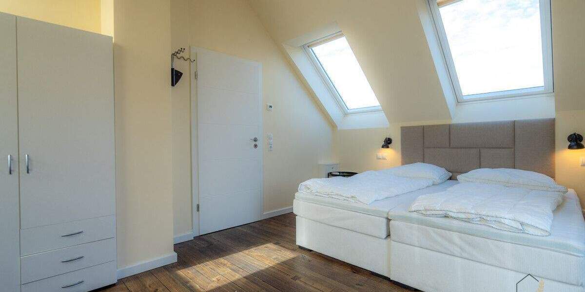 Mehrfamilienhaus, Wohnhaus Neustadt in Holstein Neustadt - 7 Zimmer, 234 m&sup2;, 1.117.000&euro; | Angebot:25778656