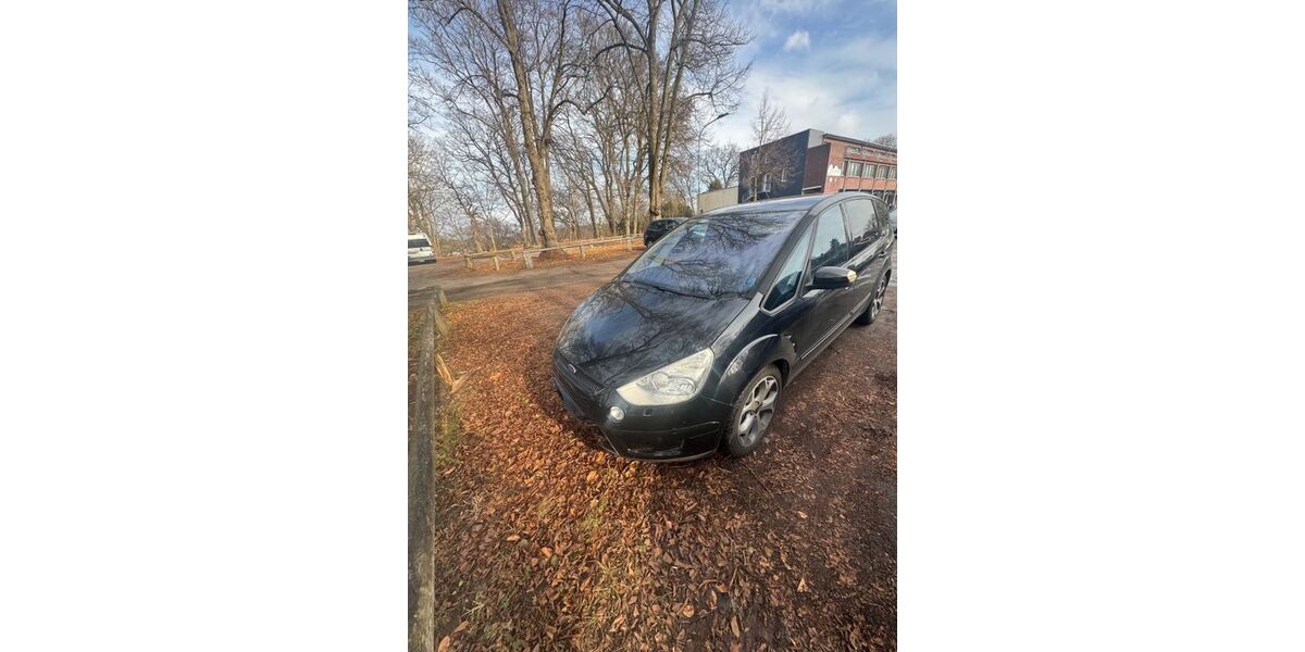 Ford S-Max 224.000 km 3.500 &euro; Mölln 23879