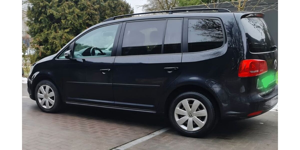 VW Touran 155.000 km 8.290 &euro; LÜBECK 23560
