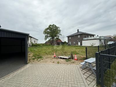 FAMILIENFREUNDLICHE UMGEBUNG MIT VIEL POTENZIAL - Grundstück Steinburg | Angebot:26522466