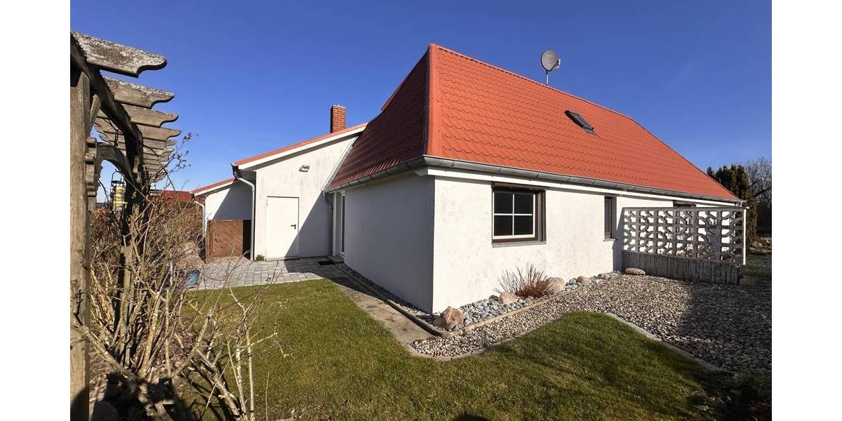 Einfamilienhaus Ahrensbök Barghorst - 5 Zimmer, 144 m&sup2;, 270.000&euro; | Angebot:25916779