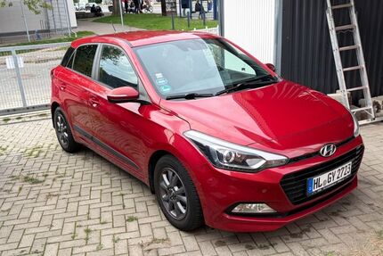 Hyundai i20 73.000 km 9.000 &euro; Lübeck 23558
