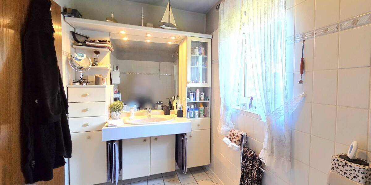 Mehrfamilienhaus, Wohnhaus Lübeck St. Lorenz Nord - 4 Zimmer, 130 m&sup2;, 219.000&euro; | Angebot:26583681