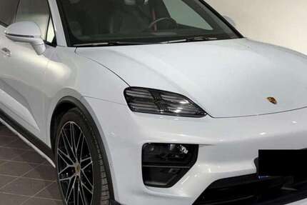 Porsche Macan 16.211 km 93.900 &euro; Bad Segeberg 23795