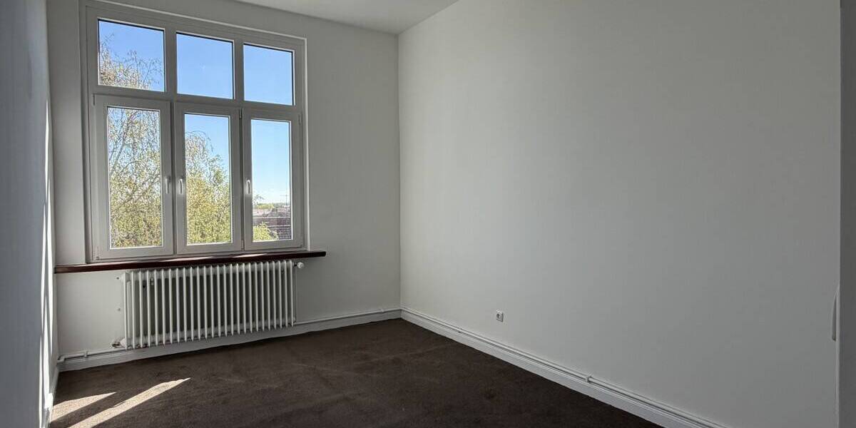 Etagenwohnung Lübeck Innenstadt - 4 Zimmer, 122 m&sup2;, 1.900&euro; | Angebot:26528239