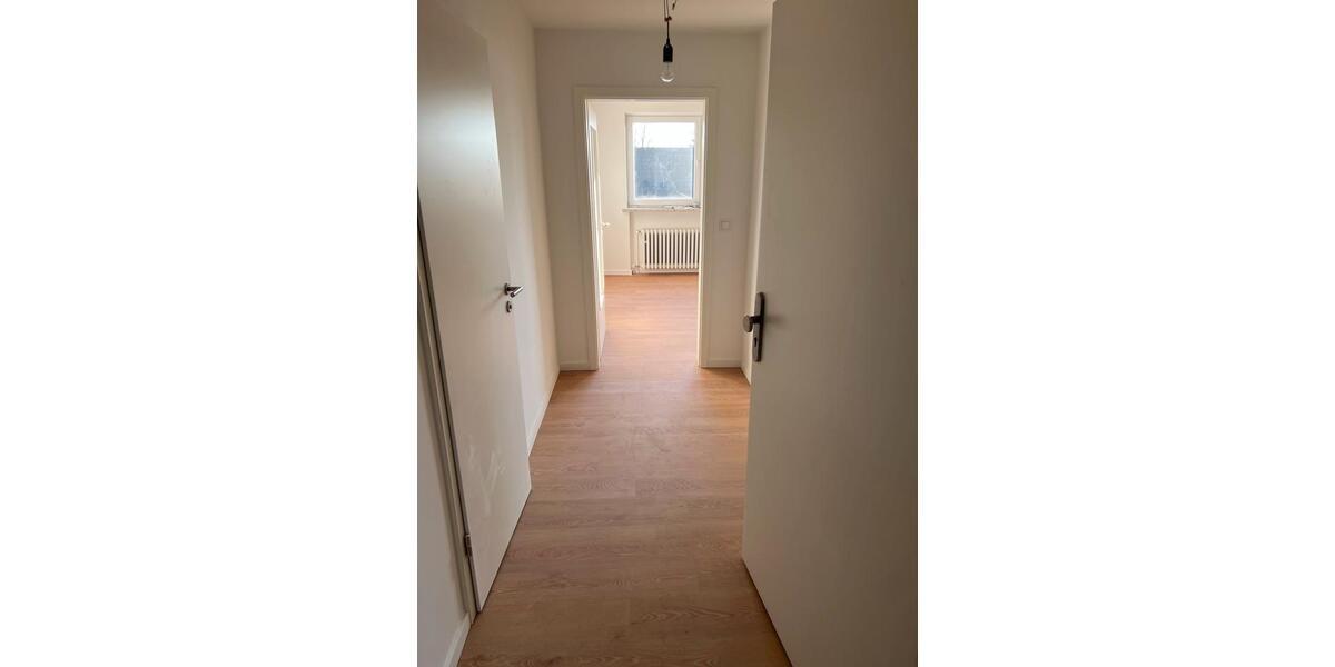 Dachgeschoßwohnung Bad Segeberg - 2 Zimmer, 40 m&sup2;, 750&euro; | Angebot:25322184