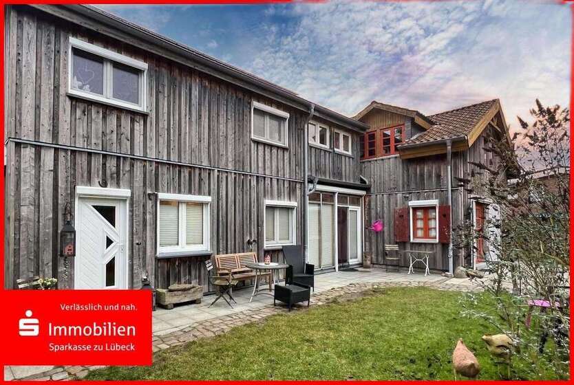 Haus zum Kaufen in Bad Schwartau 569.000 € 209 m²
