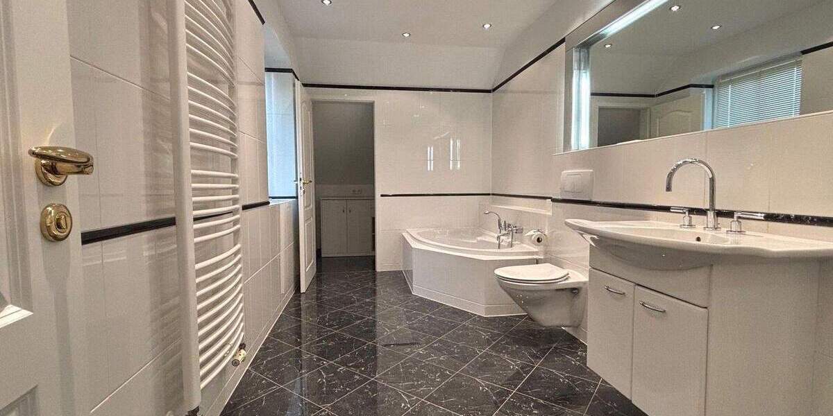 Etagenwohnung Lübeck Travemünde - 4 Zimmer, 177 m&sup2;, 1.550.000&euro; | Angebot:25678396