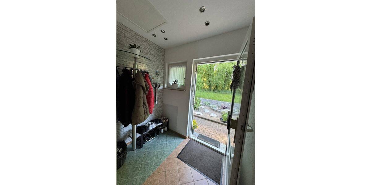 Reihenmittelhaus Lübeck Kücknitz - 4 Zimmer, 83 m&sup2;, 289.000&euro; | Angebot:26885886