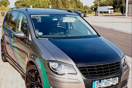 VW Touran 123.106 km 4.800 &euro; Bad Segeberg 23795