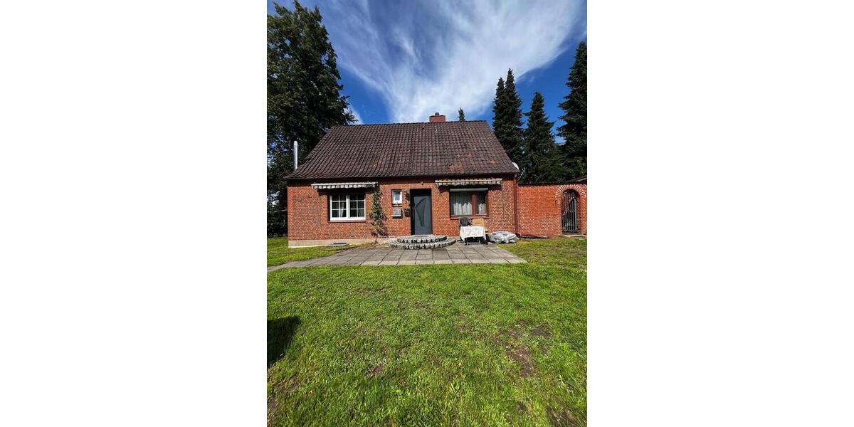 Einfamilienhaus Breitenfelde - 7 Zimmer, 110 m&sup2;, 250.000&euro; | Angebot:24421321