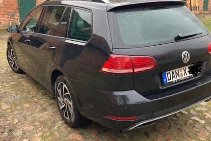 VW Golf 123.000 km 13.300 € Lüchow 23898