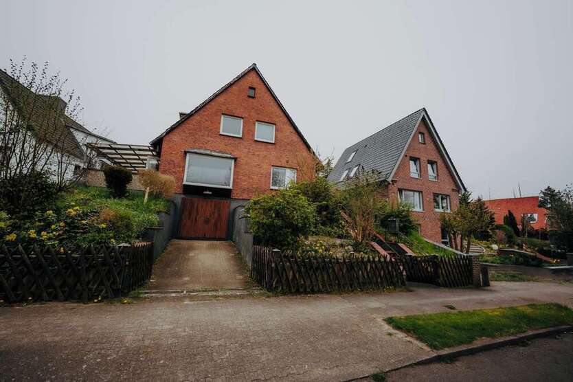 Haus zum Kaufen in Bad Schwartau 437.000 € 102.27 m²