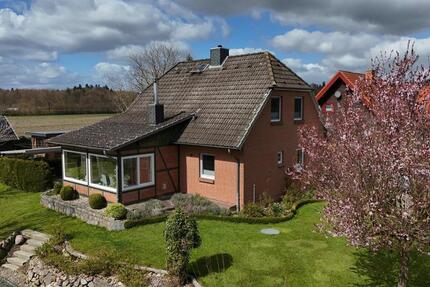 Haus Breitenfelde - 4 Zimmer, 117 m&sup2;, 430.000&euro; | Angebot:26443825