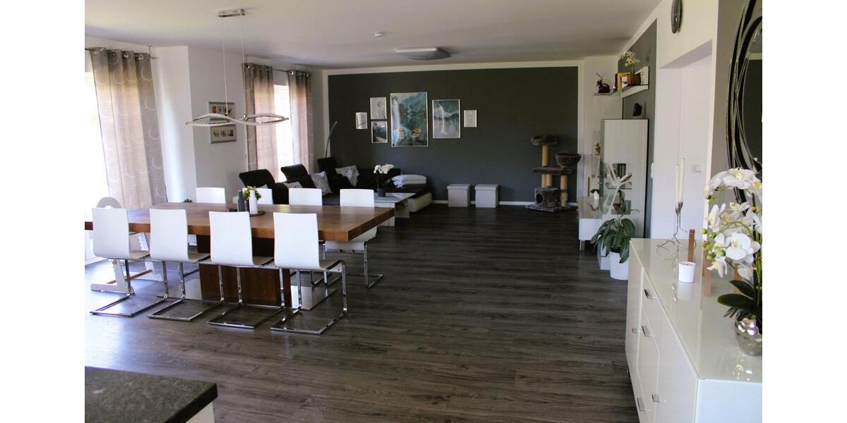Einfamilienhaus Reinfeld (Holstein) - 8 Zimmer, 223 m&sup2;, 800.000&euro; | Angebot:25284687