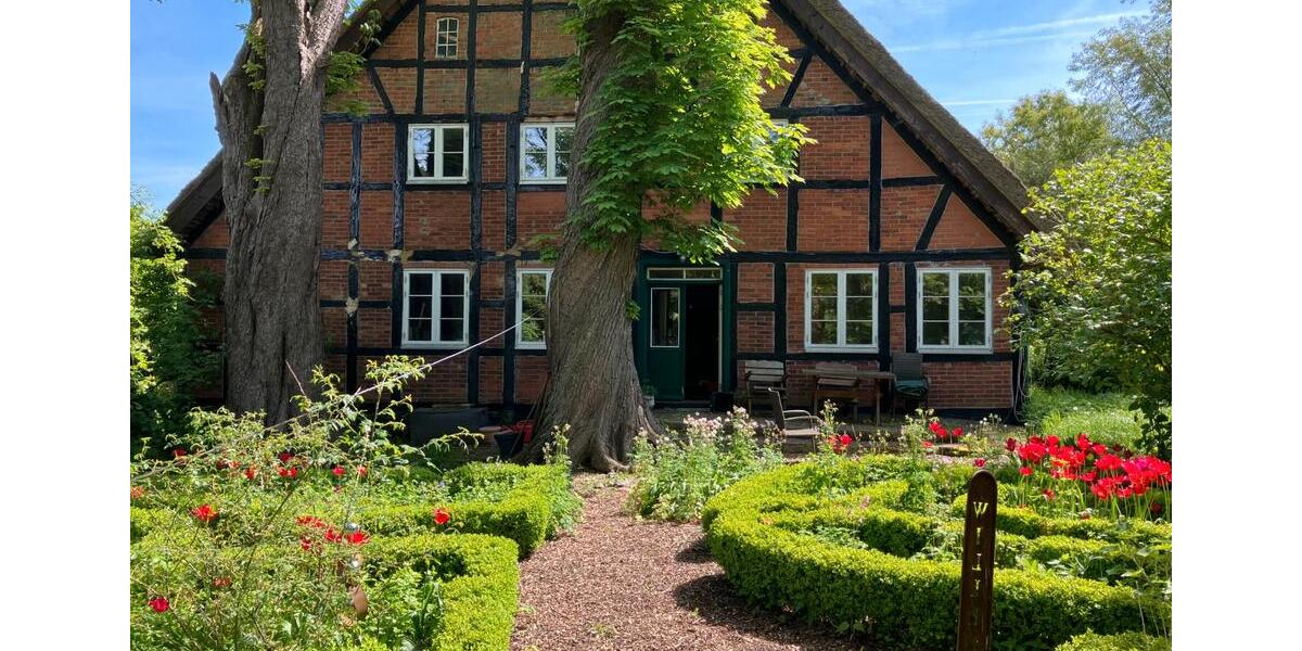 Bauernhaus, Landhaus Lüdersdorf - 5 Zimmer, 153 m&sup2;, 210.000&euro; | Angebot:26854996